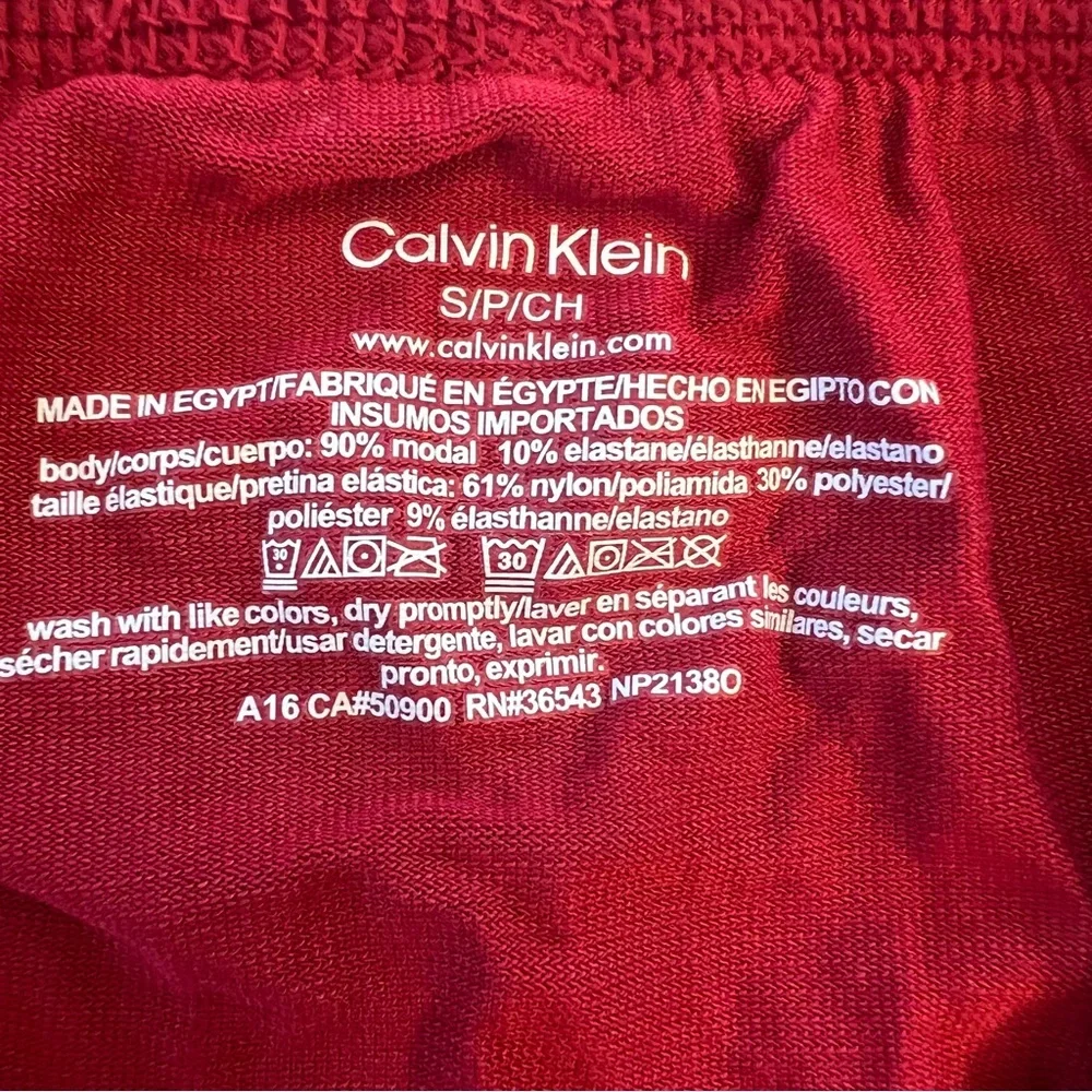 Calvin Klein Boxer Briefs Trio - Red, Gray - Small